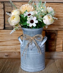 Vase à fleurs en aluminium élégant pour marque privée, accent décoratif moderne et léger pour la maison, pièce maîtresse durable pour centre de table - Product Image 3