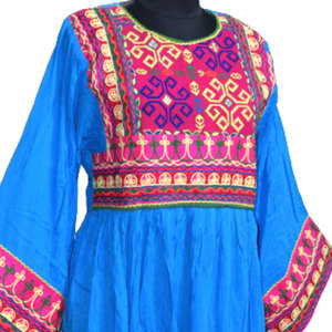Abito Tradizionale Afghano da Donna, Vestito a Maniche Lunghe Fatto a Mano, Abbigliamento Culturale per Feste, Moda Modesta ed Elegante per Festival - Product Image 4