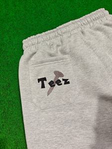 Pantalones Deportivos Unisex Premium 2026, Color Gris Haider, Tejido Grueso 100% Algodón, con Puños y Logotipo Bordado, para Hombre - Product Image 3