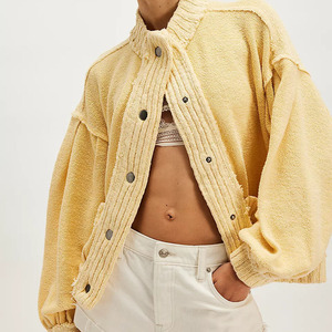 Cárdigan de punto para mujer, estilo casual y moderno, anti-bolitas, con frente abierto, costuras invertidas, manga globo, cuello alto y color liso. - Product Image 1