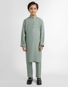 Conjunto de Kurta Tradicional de Algodón para Niños, Color Verde Menta, Corte Regular, Largo hasta el Tobillo, Estilo India-Pakistán, para Todas las Temporadas - Product Image 1