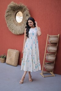 ชุดคุर्ติผ้าฝ้ายพิมพ์ลายแบบดั้งเดิมสำหรับผู้หญิง ความยาวระดับข้อเท้า เหมาะสำหรับฤดูร้อน แห้งเร็ว ยืดหยุ่นได้ กลับด้านได้ ไม่ยับง่าย - Product Image 4