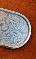 Plateau de service ovale de luxe en acier inoxydable avec gravure de calligraphie arabe, plateau décoratif argenté pour cadeau de l'Aïd, du Ramadan ou du buffet