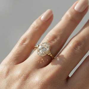 Magnifique bague en or massif 14 carats avec diamant ovale de 2,00 carats, cultivé en laboratoire, cadeau surprise pour petite amie - Product Image 5