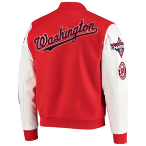 Chaqueta Varsity para Hombre OEM, Estilo Vintage, Ropa de Invierno, Logotipo Bordado Personalizado, Chaqueta Bomber de Béisbol de Cuero - Product Image 4