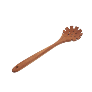 Cuchara de espagueti de madera de acacia natural al por mayor, cuchara de madera para servir alimentos, cuchara para pasta a buen precio desde Vietnam - Product Image 1