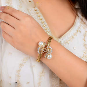 กำไลข้อมือทอง 14K ชุบทองคำขาว ประดับมุกแบบออร์โธดอกซ์ เปิดได้ สำหรับงานแต่งงาน - Product Image 1