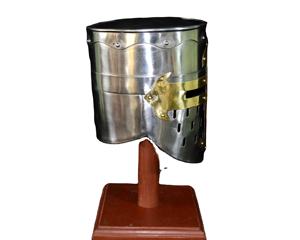 หมวกกันน็อกยุคกลางพร้อมไม้กางเขนทองเหลืองแบบอ่อนหมวกกันน็อกขัดเงาสวยงามสำหรับการสร้างประวัติศาสตร์ขึ้นใหม่และคอสเพลย์เกราะ - Product Image 2