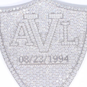 จี้เพชรโมอิสซาไนต์แบบสั่งทำพิเศษ ตัวอักษรโลโก้ฮิปฮอป ประดับเพชรเต็มตัว ทำจากเงินแท้ สำหรับผู้ชาย - Product Image 3