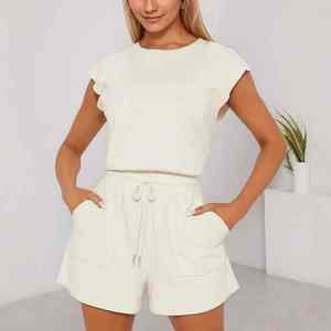 Ensemble d'été décontracté pour femme en tissu performant à séchage rapide, manches courtes, nuances douces personnalisées de qualité supérieure - Product Image 6