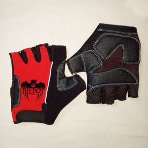 Gants d'entraînement pour hommes et femmes pour l'haltérophilie Gants de gymnastique à paume complète avec support de poignet et compatibilité avec Apple Watch - Product Image 3