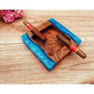 Cenicero de Madera Maciza de Primera Calidad, Ecológico, para Mesa, para Cigarrillos/Puros, Modelo RR202516387 de RR ENTERPRISES - Product Image 1