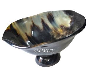 Bol en corne de buffle fabriqué à la main à 100% de corne naturelle pour la cuisine et la décoration - Product Image 1