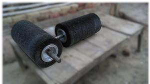 Brosse à rouleaux en fil d'acier de fabrication indienne pour le nettoyage des machines ou des tuyaux et des surfaces métalliques, disponible au meilleur prix - Product Image 3