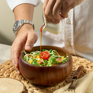 Bol à salade moderne en teck naturel Ha Le, poli, fait main, léger, durable, passe au lave-vaisselle, non toxique, pour la maison - Product Image 1