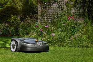 หุ่นยนต์ตัดหญ้าอัจฉริยะ Husqvarna Automower 520 เครื่องตัดหญ้าอัตโนมัติ อุปกรณ์ดูแลสวน ราคาสุดคุ้ม - Product Image 6