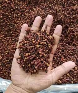 Clavos de olor enteros de primera calidad, secados al sol, aromáticos, con sabor fuerte, larga duración (12-18 meses), listos para exportación, sin OMG ni aditivos. - Product Image 1