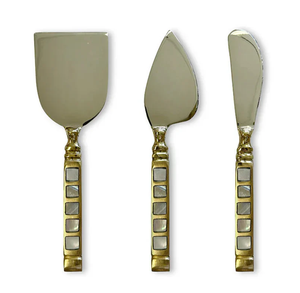 Ensemble de 3 couteaux à fromage en acier inoxydable avec finition dorée et design de manche carré décoratif, comprenant un épandeur à fromage et une trancheuse - Product Image 3