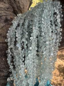 Perles de briolette en aquamarine facettée, 4x6, 5x7 mm, pierre précieuse africaine en forme de goutte (20 cm) ST - Product Image 2
