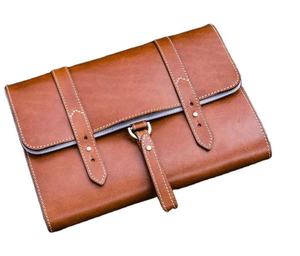 กระเป๋าใส่เครื่องสำอางหนังลายโลโก้แบบกำหนดเอง ดีไซน์ทันสมัย ปิดด้วยซิป เหมาะสำหรับทุกเพศ ใช้สำหรับเดินทางและจัดเก็บเครื่องสำอางในชีวิตประจำวัน - Product Image 1