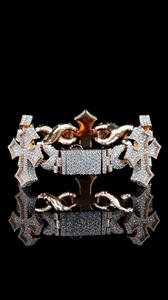 Vana Jewels - Dije de cruz con incrustaciones de moissanita de corte brillante holográfico, chapado en rodio, plata de ley 925, estilo Hip Hop de lujo y con brillo. - Product Image 3