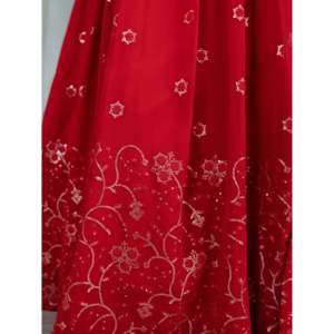 Robe de soirée en georgette brodée rouge, style lehenga choli - Product Image 1