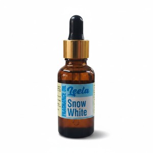 Snow White Fragrance Oil – <b>Enchanting</b> Floral Fruity Aroma for Candles Soaps Perfumes and Cosmetics - Product Image 1