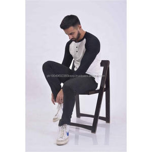 Camiseta de Manga Larga para Hombre, Suave y Transpirable, en Tela Jersey Ligera, con Cuello Redondo y 3 Botones - Product Image 4