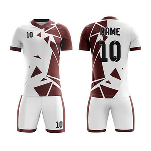 Tenue de football professionnelle OEM - Kit de football à sublimation intégrale à séchage rapide - Numérotation en sergé de haute qualité - Product Image 2
