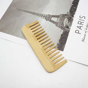 Peigne à cheveux et à barbe en bambou naturel, très vendu pour l'hôtellerie - Product Image 3