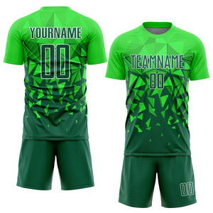 Conjunto de Uniforme de Fútbol Sublimado Verde con Patrón Geométrico, Transpirable, de Poliéster, Unisex para Adultos, Ropa Deportiva para Equipos - Product Image 1