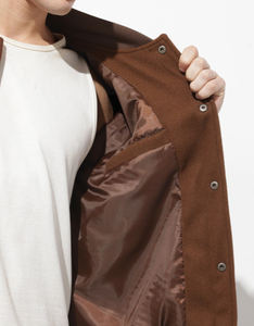 Chaqueta Varsity Unisex Personalizada de Estilo Urbano, Mezcla de Lana, Cuello Alto, Letras Bordadas a la Moda, Temporada de Invierno - Product Image 6