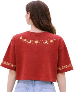Camiseta Corta Roja para Mujer con Bordado Celestial de Sol y Luna, Manga Corta, Informal, de Moda, Mezcla de Algodón Suave, para Verano, Venta al Por Mayor - Product Image 4