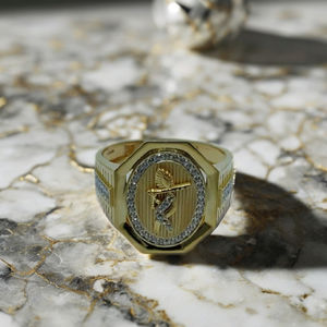 Bague religieuse traditionnelle en or 22 carats avec cadre ovale en diamant et symbole sacré, bague pour homme, bijoux indiens - Product Image 3