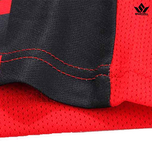 Ensemble de maillot de tennis pour homme MAYLURNA, rouge et noir, col en V, manches courtes, polyester sublimé, évacuation de l'humidité, coupe athlétique, toutes saisons - Product Image 5