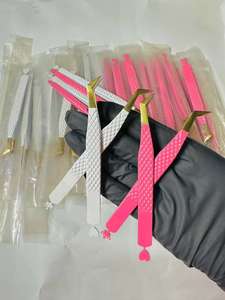 Pince à cils rose et blanche en acier inoxydable, avec grip diamanté, pointe lisse, anti-magnétique, anti-statique, outils de précision individuels - Product Image 2