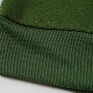 Survêtement élégant pour homme en tissu doux et coupe décontractée, idéal pour la salle de sport et la course à pied - Product Image 6