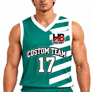Ensemble maillot et short de basketball, uniforme sportif pour l'entraînement et les matchs, vêtements de basketball personnalisés pour les clubs et les équipes. - Product Image 4