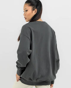 เสื้อสเวตเชิ้ตผู้หญิงแบบหนา ทรงโอเวอร์ไซส์ คอกลม แขนยาว สไตล์วินเทจ - Product Image 2
