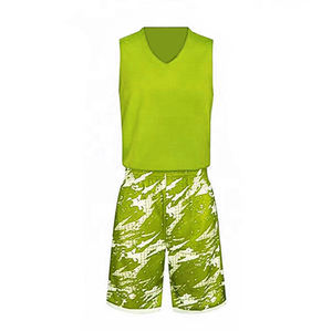 Uniforme de baloncesto transpirable, camiseta sin mangas con pantalones cortos a juego, diseñado para controlar la humedad y para actividades deportivas. - Product Image 6