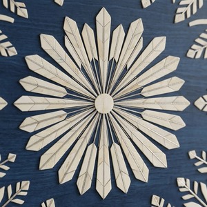 Cama King Size de Madera Maciza con Incrustaciones Azules y Marco Tallado a Mano, Muebles de Dormitorio Cómodos - Product Image 4