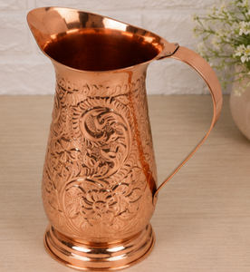 Carafe vintage en cuivre avec motifs floraux en relief et poignée pour la décoration intérieure - Grande capacité, style Meenakari artisanal - Product Image 2