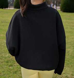 Sweat-shirt surdimensionné personnalisé pour femme, col roulé, bleu clair, imprimé lettres rose, épaules tombantes, manches longues, automne, coton, col montant - Product Image 3