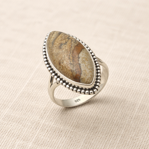Anillo de Plata de Ley 925 con Incrustaciones de Jaspe, Hecho a Mano, Forma Marquesa, Marco con Cuentas, Joyería Boho, Chapado en Oro Rosa y Oro Amarillo - Product Image 1