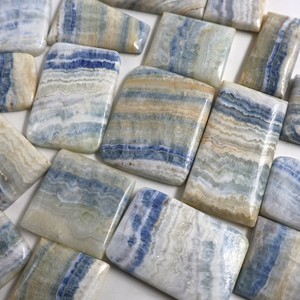 Cabujones de Scheelite para Joyería, Gemas Naturales Sueltas, Inclusiones Verdeazules Profundas, Corte Ovalado, MAHNAJ GEMS Rajasthan - Product Image 1
