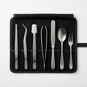 Ensemble de 7 ustensiles de chef professionnels en acier inoxydable pour la présentation des plats – Cuillère, fourchette, pince, spatule, pincettes – Lavable au lave-vaisselle pour les aliments - Product Image 6