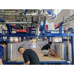 Motor de componentes principales y PLC: máquina para hacer espuma de poliuretano para esponja de cama para creación de esponja - Product Image 2