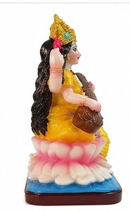 Estatua de la Diosa Saraswati de Mármol Tradicional Hecha a Mano, Figura Religiosa Sentada sobre un Loto, Decoración para el Hogar u Oficina para Diwali - Product Image 3