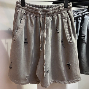 Shorts décontractés gris déchirés en coton pour hommes, taille mi-haute, longueur courte, en tissu tricoté respirant - Product Image 6