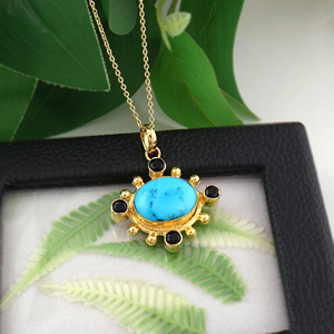 Collier tendance en turquoise bleue avec pendentif soleil en quartz noir, chaîne en laiton plaqué or 18 carats, cadeau pour femme - Product Image 4